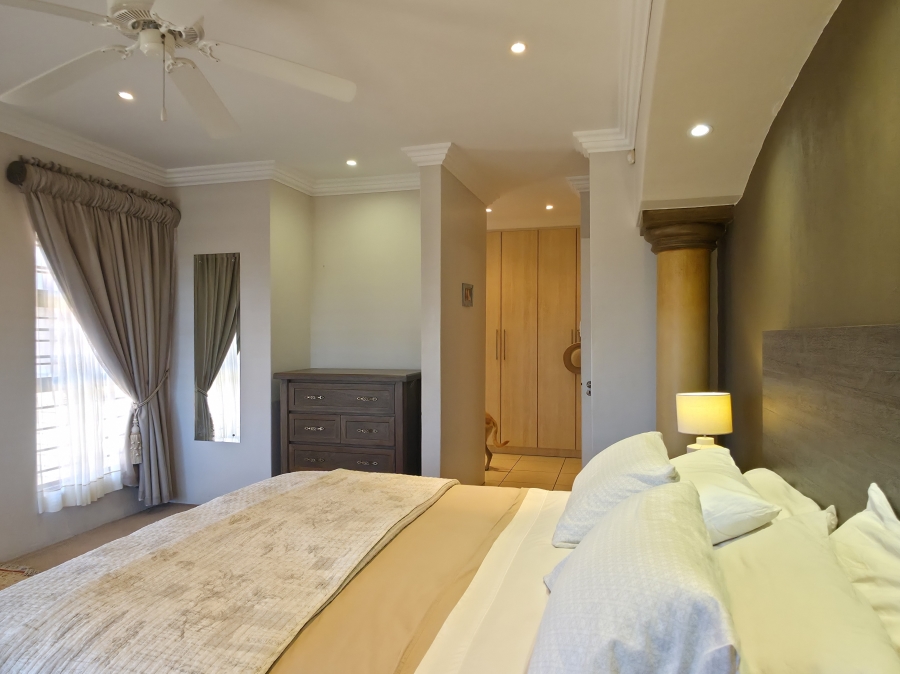 3 Bedroom Property for Sale in Wavecrest Eastern Cape